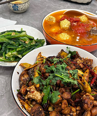 ������ںúóԷ�