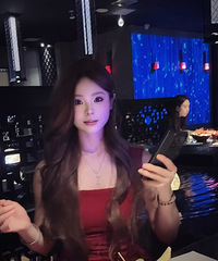 00年160CM的妹子征婚,希望对方95~89年