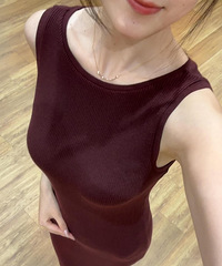 第一次在优衣库买到这么合身连衣裙!挂着平平无奇,上身挺惊艳