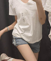 优衣库好看的衣服,是凹出来的!不凹都感觉不到衣服的好看