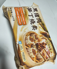 山姆的烧麦真的好吃!肉块比较软又大,里面还有笋丁