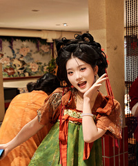 ��������ȥ����Ҵ�����װ������磬���е�С��ϲ