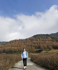 81年170CM女儿随前任的哥子征婚,年收入100万左右