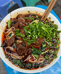 ������óԵ�ţ���棬�ǲ�����ң�