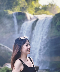 92年162CM的外企财务管理妹子征婚,希望对方85~95年