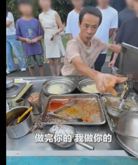 “鸡排哥”他背后有高人啊?