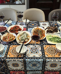 中秋佳节之日在家亲自下厨,约上几位小友,探讨一下人生