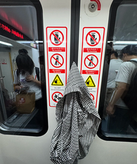 ���ڵ���һ�೵��ʲôʱ��򿪣�������10��վ��