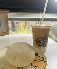 分享一个超饱腹的方法:馒头+拿铁=无敌!不信你试试