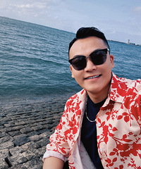 97年176CM的天秤座地产销售经理征婚,车房都有