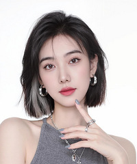 95年168CM美妆行业的妹子征婚,车房没有贷款
