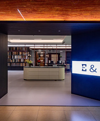 选到品质很好的全屋定制,还送了同款木门