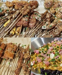 融景城一家很不错的烧烤,肉串全是鲜货