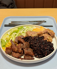 ȥ���ѵĵ�λʳ�ò䷹��18Ԫһ�ݵ���Ҳ̫������