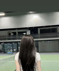 ���ڡ�ҽ����վ�������ְҵ�ĽǶ���΢Ȱһ�����ߵ�Ů������