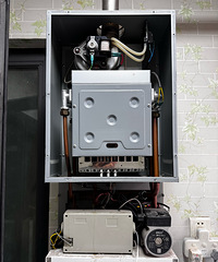 [�ܿ�]�ҵ�ά�޵Ŀ�ȷʵ�࣬ʦ������800���Լ�10Ԫ�㶨