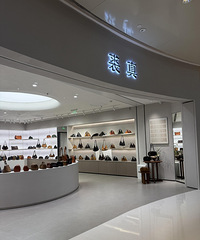 ������Щ�������ӵİ���1ǧ�࣬˭���򰡣�