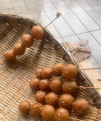 ������ɫ�ɶ�С�����͹���