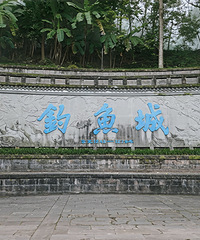 �ϴ�����ǣ�Ӣ��֮��