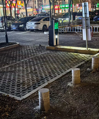 [����]�ĸ����������������ĳ�λ����֪����ôͣ�ý�ȥ