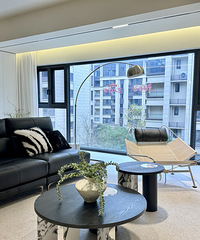 [װ��]�ڰ׻�ɫ���ļң�����ľ��ʯ��Ԫ�ؼ������ʣ�Խ��Խ�Ϳ�