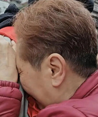 ����һ���Ӱ����۶��������Լ����ƹ��ˣ�Ѱ�׶���