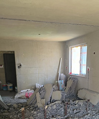 �������������������ҵİ�����ʱ��ƻ�����һ��ǽ