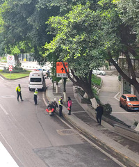 ���쿪ʼ�ϲ�Ħ�г����綯���ˣ�û��ʻ֤Ҫע���