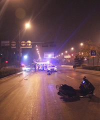 ��Ϊһ������������һ�����ڱ�������ʻ������ײ���±�ס������