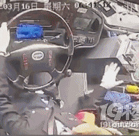 富阳公交司机被暴打,只因…