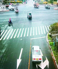 ����һ��У������ץ������󱻾���15�죬����2000Ԫ��