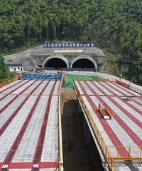 ���½�չ�������߸������ش��ſ�ʼ����ʩ����