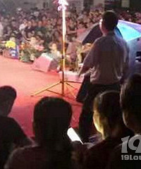 诸佳坞村民齐聚乘凉晚会