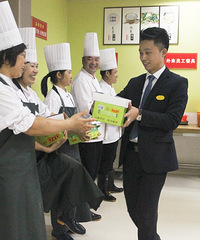 �����µ��������ж����ظ�λ������~