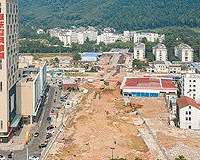 �Ƕ���������ͷ·��12�µ״�ͨ��