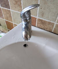 ���ʯ��������ˮ���⣬5¥������������˵6¥��