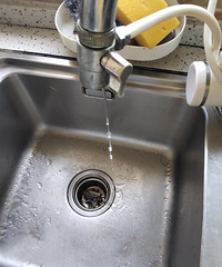 ���ʯ��������ˮ���⣬5¥������������˵6¥��