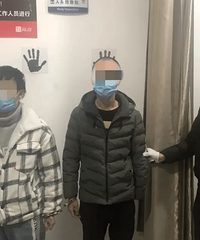 ��Ҷ��ھ���֣�����ȴ...�ڸ�����ץ��