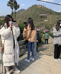 ���죬wanghong����Ϊ�������ԣ��������족������Ⱥ�ˣ�