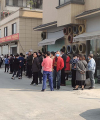 ������������Ǩ��������ӣ��򷿵Ķ�����ĵ����ſ���