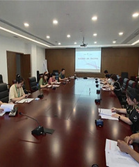 鹿山街道利用无人机开展非法卫星地面接收设施整治