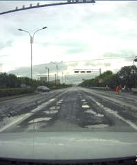 ��320����·��������أ�С��������ε����̣�