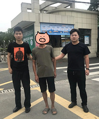 ����С͵������7�꣬������Ϊ����������˫������������