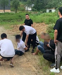 银湖一个深山流动赌博团伙被抓获