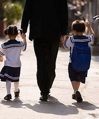 �׶�԰��ѧ̫���ˣ����׸����нӺ��ӵĻ�����