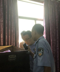 ������������2����н������ֽ𱻵�����