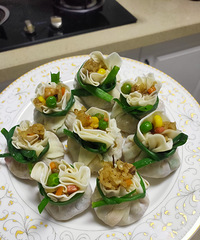 �����ڼ��Լ������󣬱ȵ�������Ϸḻ����