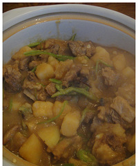 土豆炖排骨,晚饭,嘿嘿