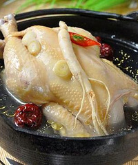 "炖鸡汤的做法 炖鸡汤怎么做好喝"