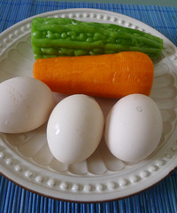 悦妈家的美食--苦瓜胡萝卜鸡蛋饼